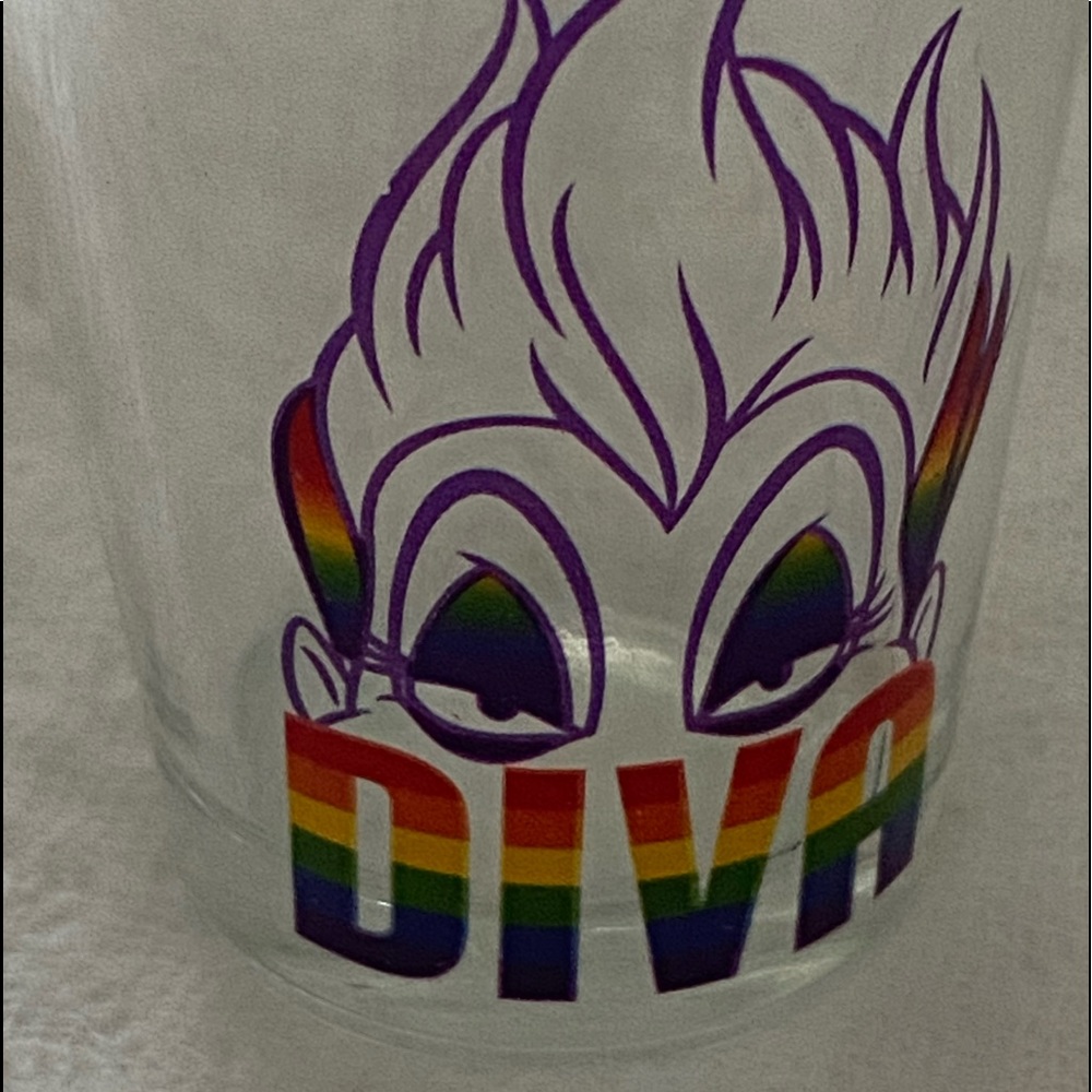 Rainbow Disney Set 4 Shot Glasses Ursula DIVA New